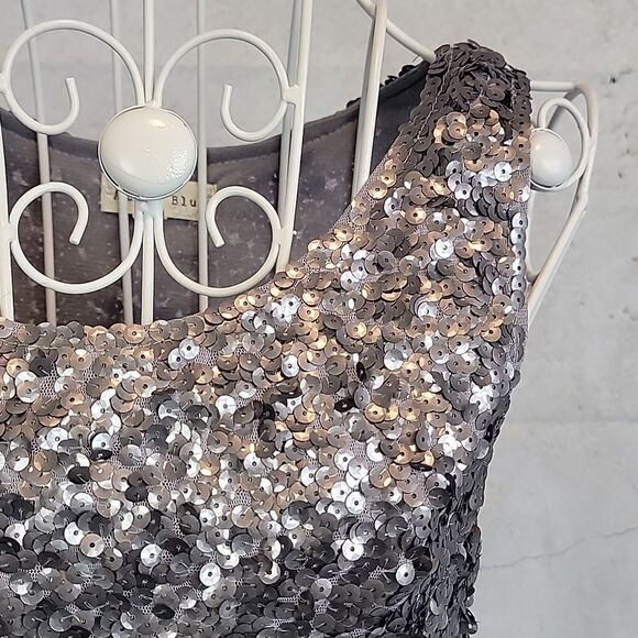 Amber Blue sleeveless sequined mini party dress Women's Size S - Picture 4 of 12